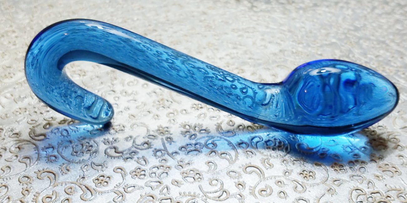 Shots Chrystalino Champ Review: Cobalt Blue Glass G-Spot Dildo