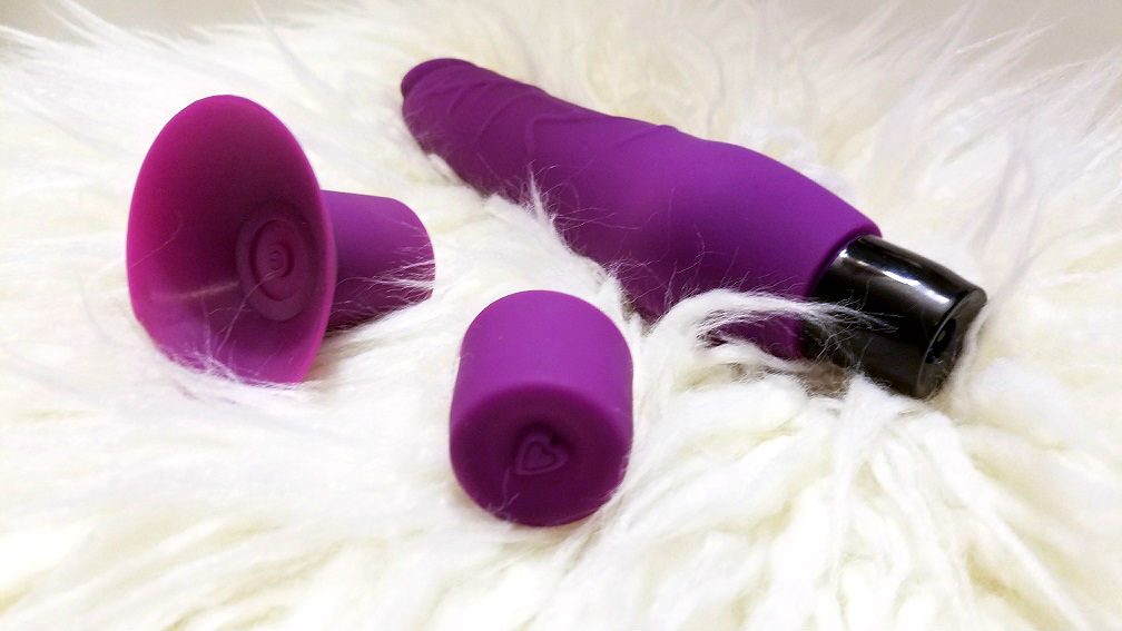 Pink BOB Silicone Vibrating Dildo Review: body-safe sex toy under $20 1