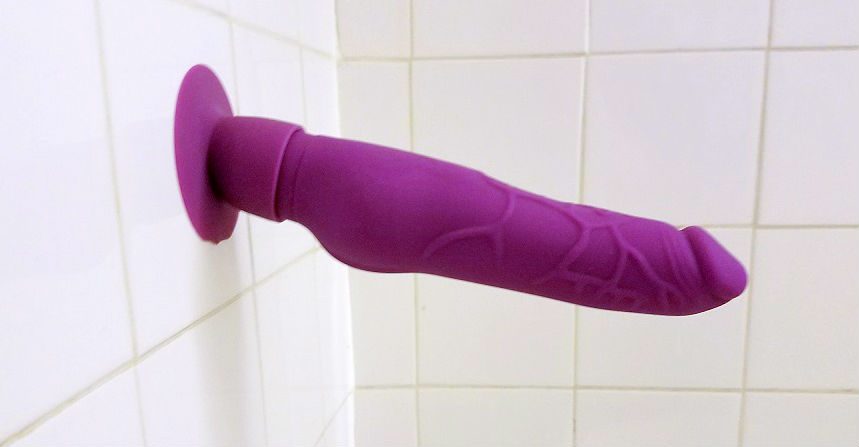 Pink BOB Silicone Vibrating Dildo Review: body-safe sex toy under $20 2