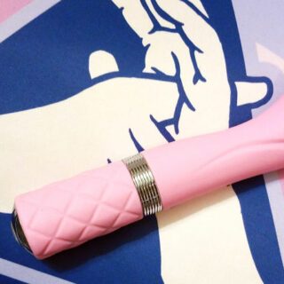 BMS Factory Pillow Talk Sassy review: powerful G-spot vibrator 1