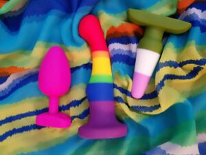 [Image: The Funtoys London Gplug's squish is almost as comfortable to thrust anally as the slimmer Blush Novelties Avant Pride toys. Almost.]