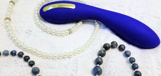 Cal Exotics Impulse intimate electrostimulation / e-stim vibrator review 1