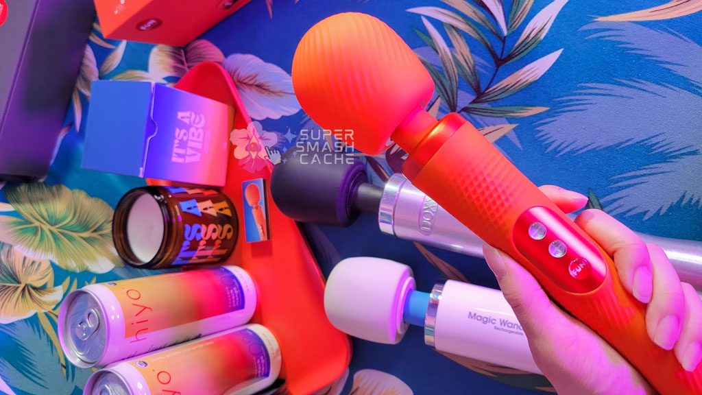 Fun Factory Has Been Spoiling My Pussy For 10+ Years 4 Fun Factory VIM vs. Magic Wand Rechargeable comparison