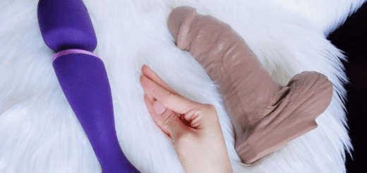 Mr. Hankey’s Toys Topher Michels Medium review: soft but HUGE silicone dildo 15