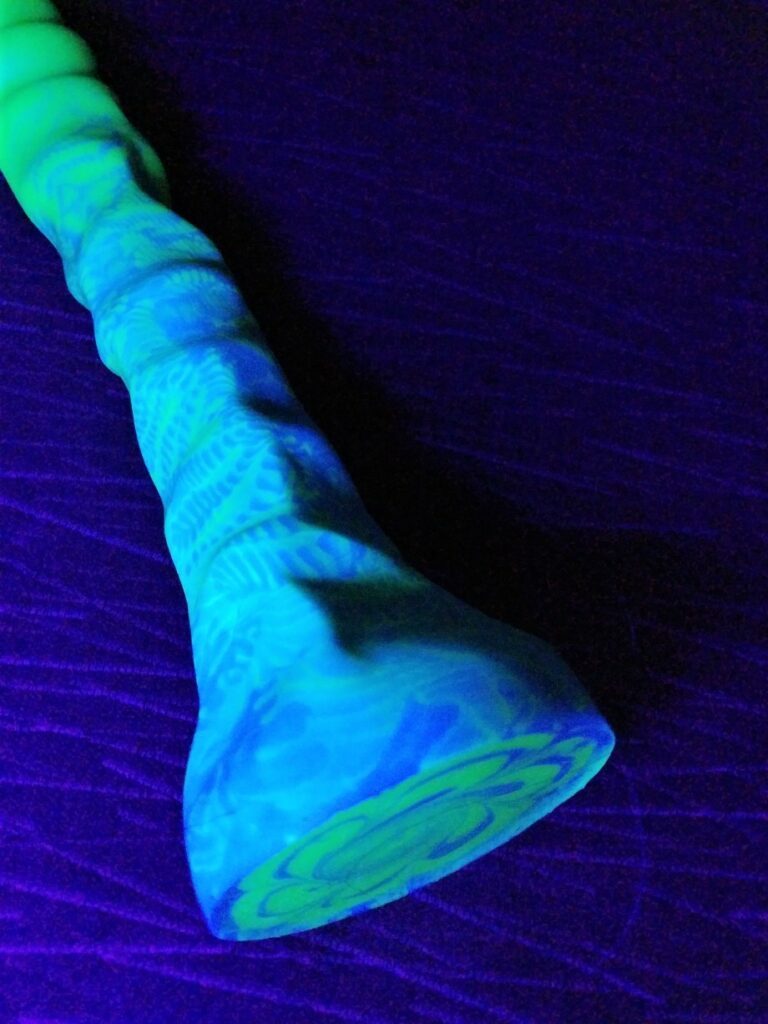 Uberrime Alien Probe Thing glow-in-the-dark dildo textured shaft and base