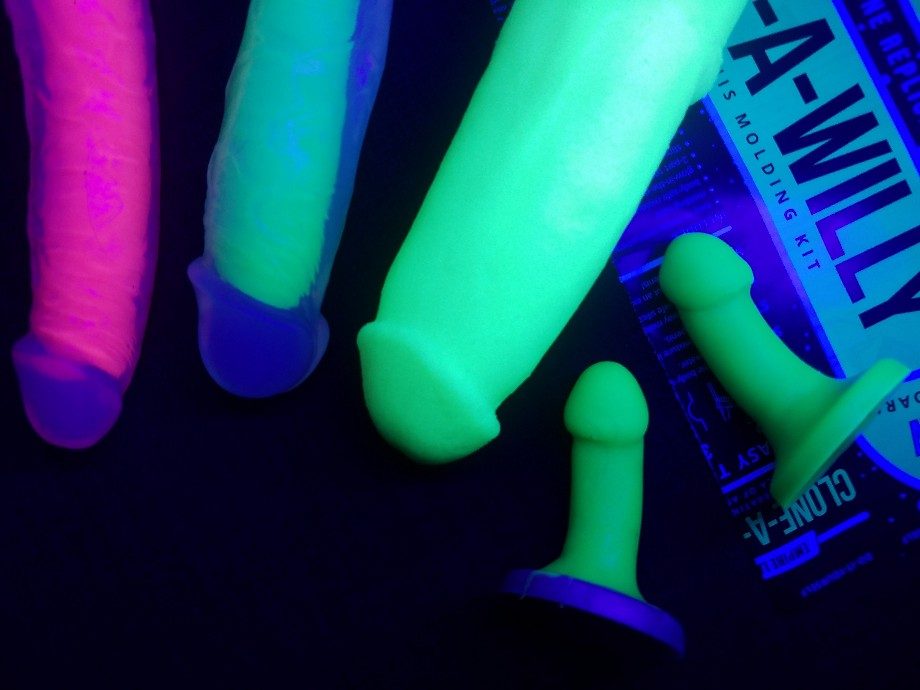 Clone-A-Willy Kit review: how to life cast a penis in silicone! 14 Glow-in-the-dark silicone dildos