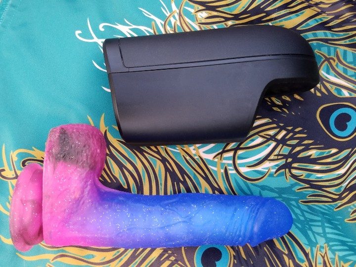 Review: Arcwave Ion Penis Stroker with Pressure Wave Motor 3 Review: Arcwave Ion Penis Stroker with Pressure Wave Motor 1