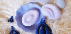Review: Pelle Whim Squishy Vulva Grinding Toy 13