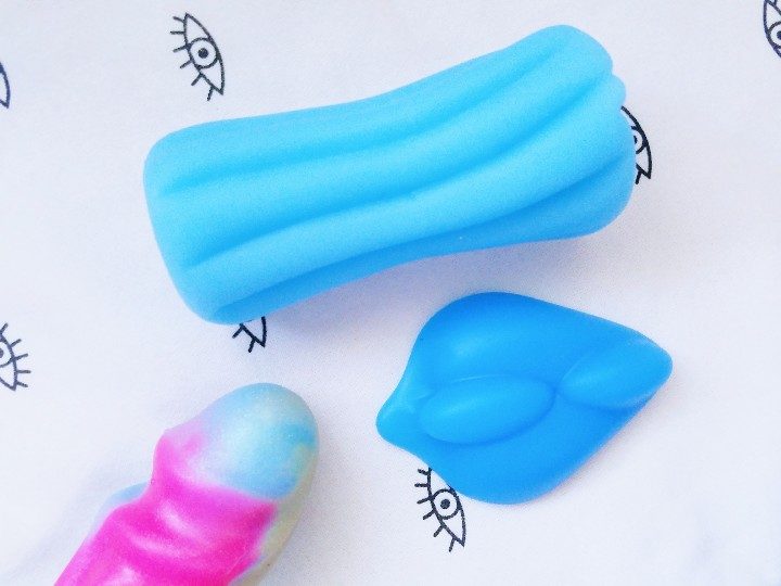 Toys for clitoral grinding