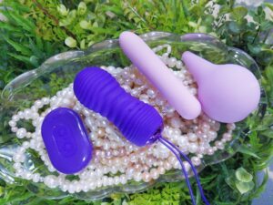 Review: Cal Exotics Slay Thrust Me, Charm Me, and Arouse Me 8