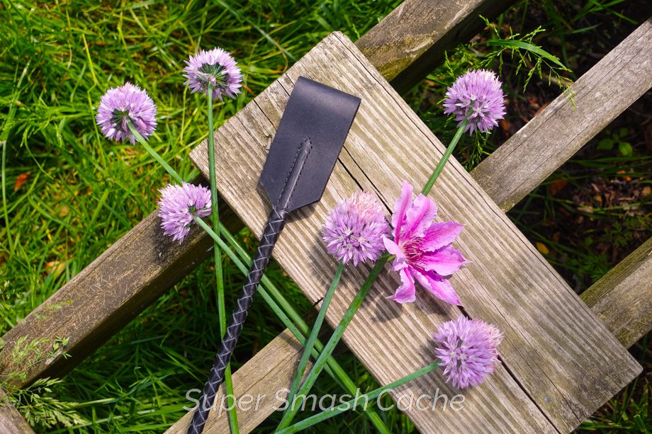 Review: Leather Riding Crop from Passion Craft Store 5