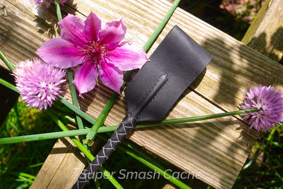 Review: Leather Riding Crop from Passion Craft Store 1