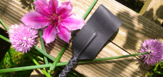 Review: Leather Riding Crop from Passion Craft Store 7