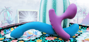 Lora DiCarlo Sway G-spot vibrator & Tilt plug review 11