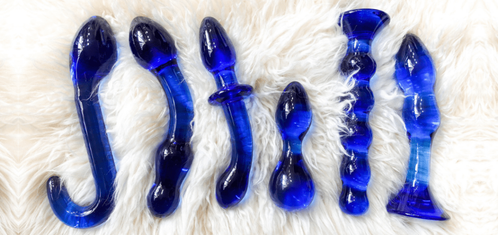 Shots Chrystalino Gallant review: cobalt blue glass A-spot dildo 1