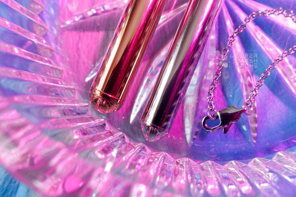 Le Wand vs. Crave Vesper bullet vibrator tip shape and necklace clasp