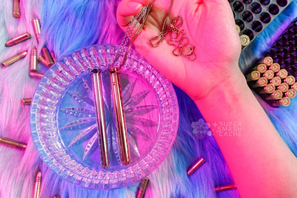 Crave Vesper silver vs. Le Wand rose gold Necklace Vibe