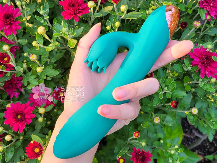 Green Nasstoys Venus Vibe rabbit vibrator with flower bud or leafy clitoral massager