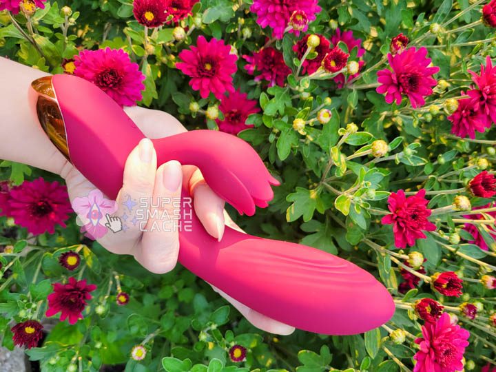 Nasstoys Venus Vibe rabbit vibrator with slight G-spot swell and curvature