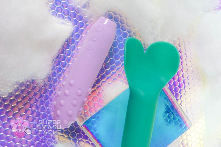 Best Bullet Vibrators: Tango X vs. Swan Maximum, Je Joue, and More! 10
