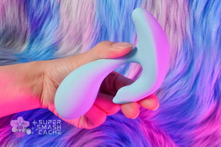 Honey Play Box Oly base flexibility and clitoral stimulator shape
