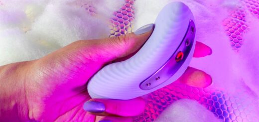 Fun Factory Laya III Review: Rumbly & Versatile AF! 8