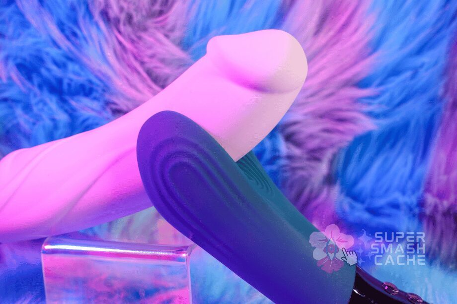 3 Rumbly Blowjob Vibrators For Fantastic Fellatio: Manta, Vim & Bond Review 4 Fun Factory Manta blowjob stroker vibrator around Big Boss semi-realistic vibrator