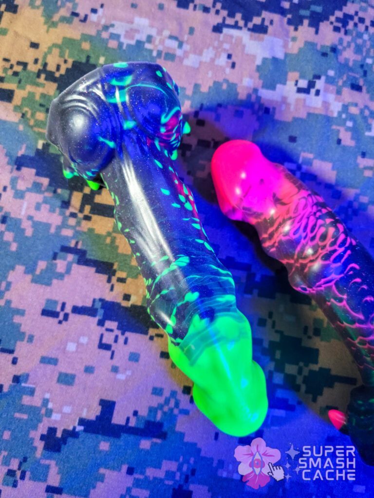 Uberrime Damn Alien dildo underside with faux corpus spongiosum and ribbing