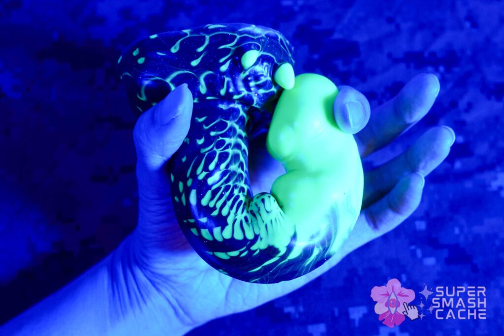 Uberrime Damn Alien Shore 0050 silicone flexibility