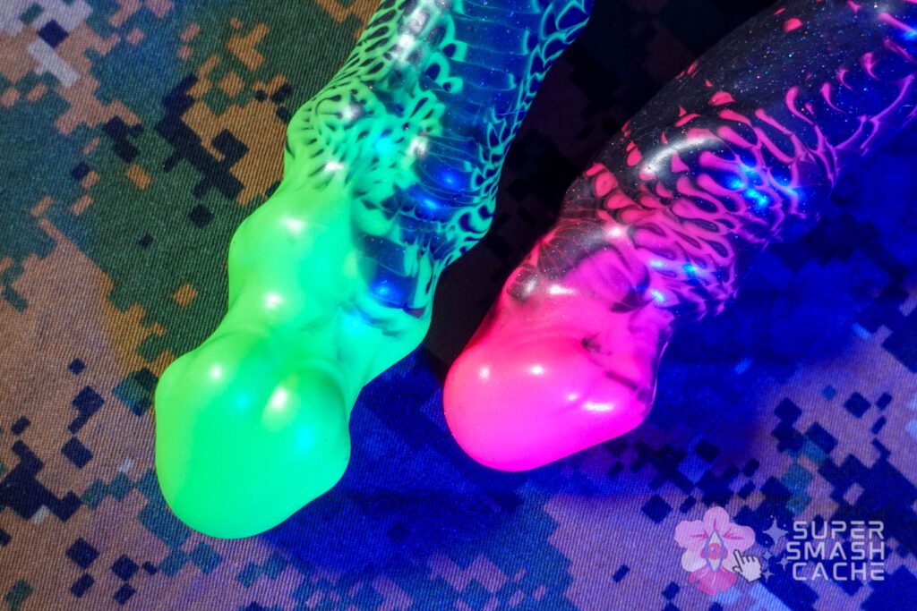 Uberrime Damn Alien massager G-spotty head shape and bumpy shaft