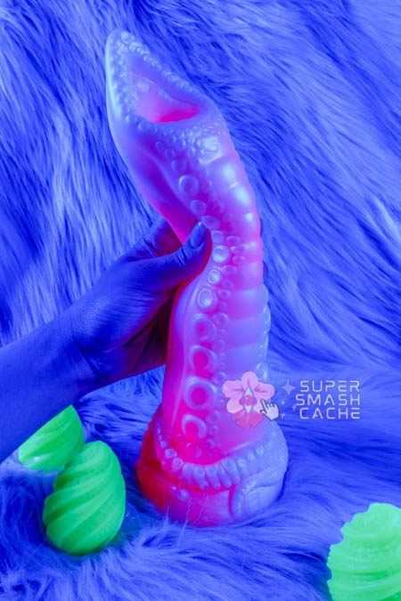 Uncover Creations tentacle ovipositor size comparison with green UV glow alien textured eggs