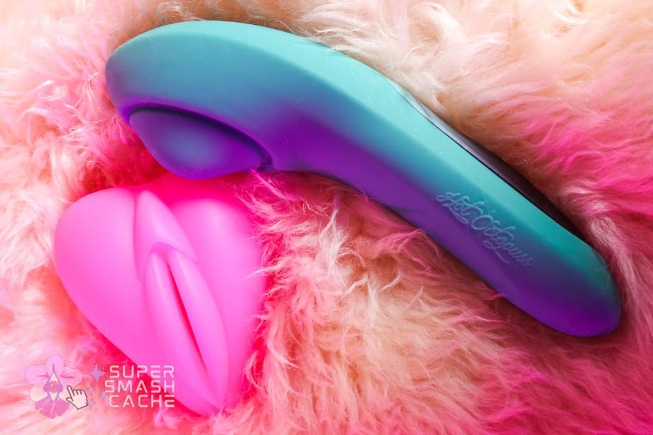 Hot Octopuss Pulse Queen oscillating clitoral massager with Pulse Plate Technology™