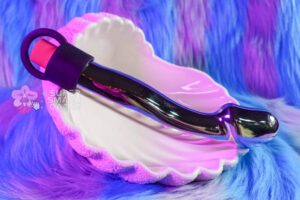 L'Acier Capo stainless steel dildo with bullet cavity / vibrator slot and removable finger loop