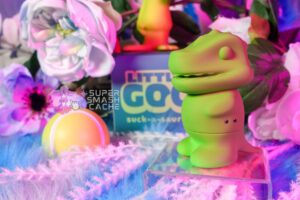 Voila Little Goo Review: POWERFUL Dinosaur Suction Toy 17