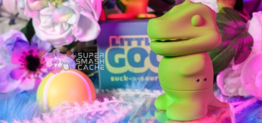 Voila Little Goo Review: POWERFUL Dinosaur Suction Toy 6