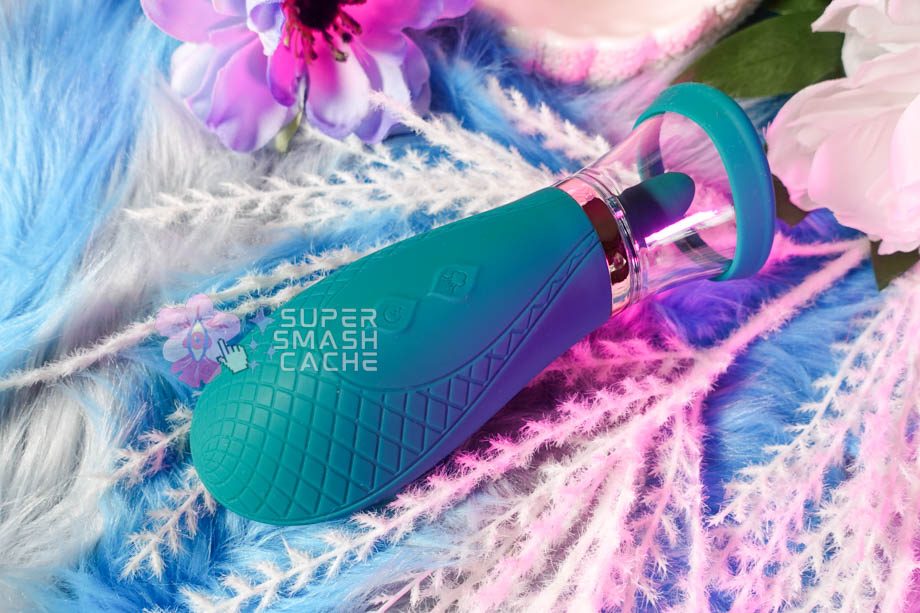 White label vibrating licking sucking pussy pump