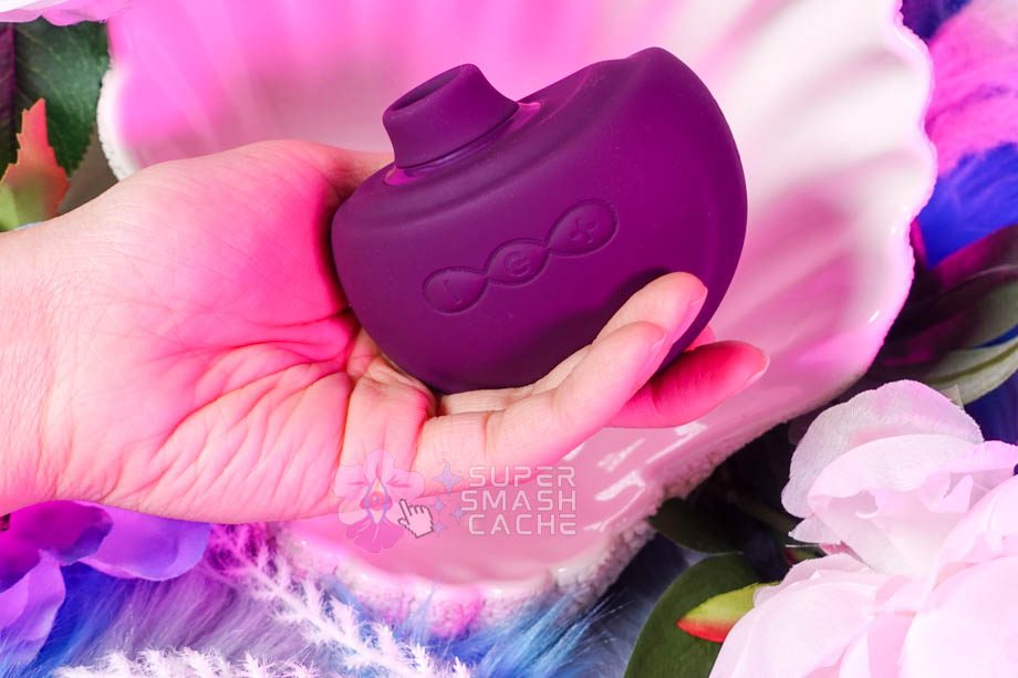 Tracy's Dog OG 3 external air pulse clitoral massager portion