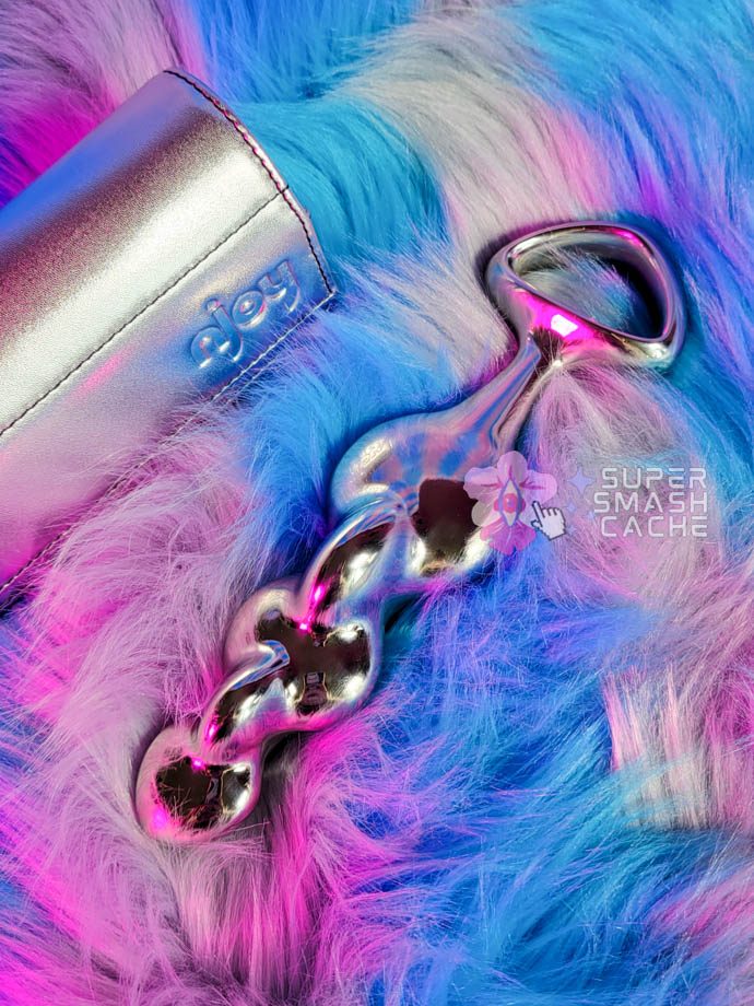 njoy Disco stainless steel bead dildo and packaging