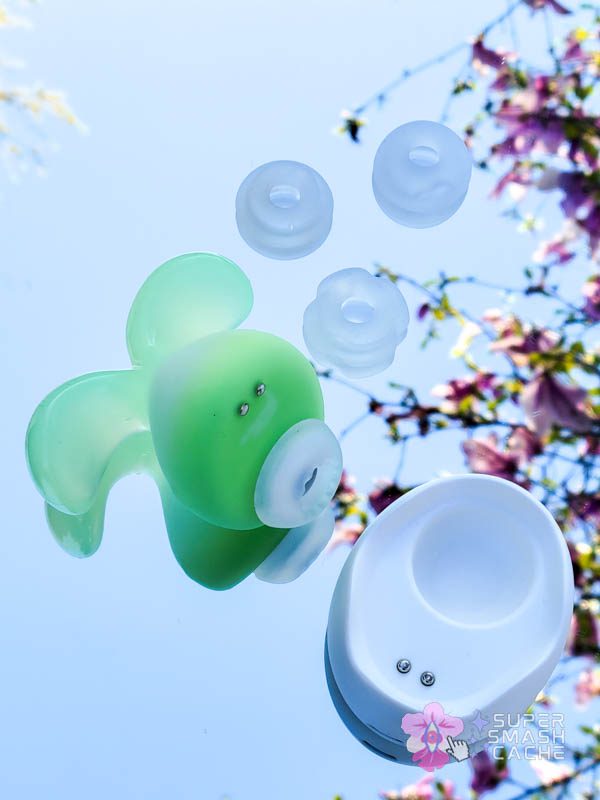 Pink Punch Dream Bunny Review: Air Pulse Finger Vibe 7 Pink Punch Dream Bunny air pulse massager, charging dock, and soft silicone attachment heads