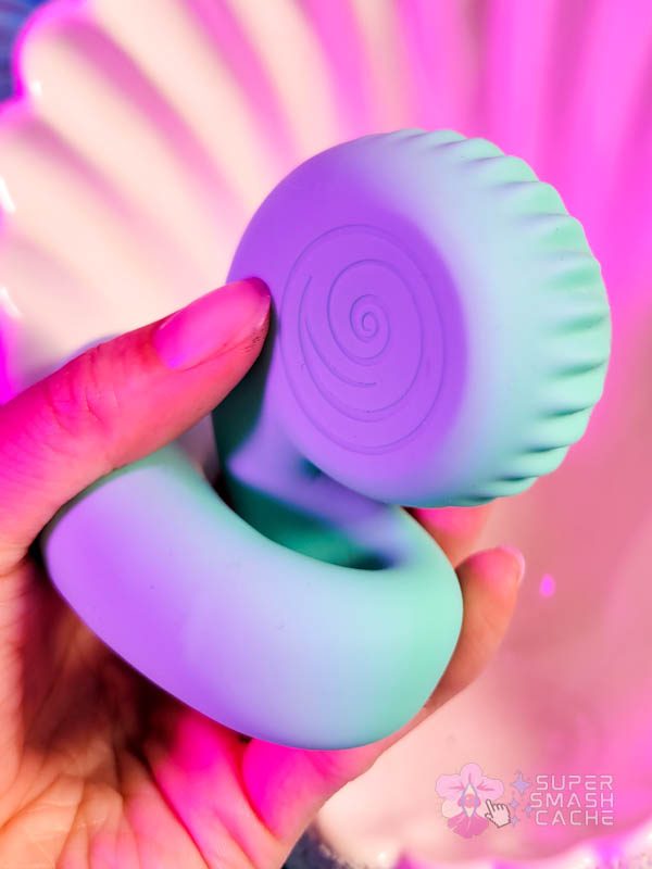 Snail Vibe Gizi Rabbit Review: Constant Clitoral Contact? 7 Look how bendy the Snail Vibe Gizi is!