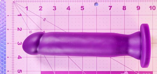 Cute Cruelty Indigo Deep A-Spot Dildo Review 4