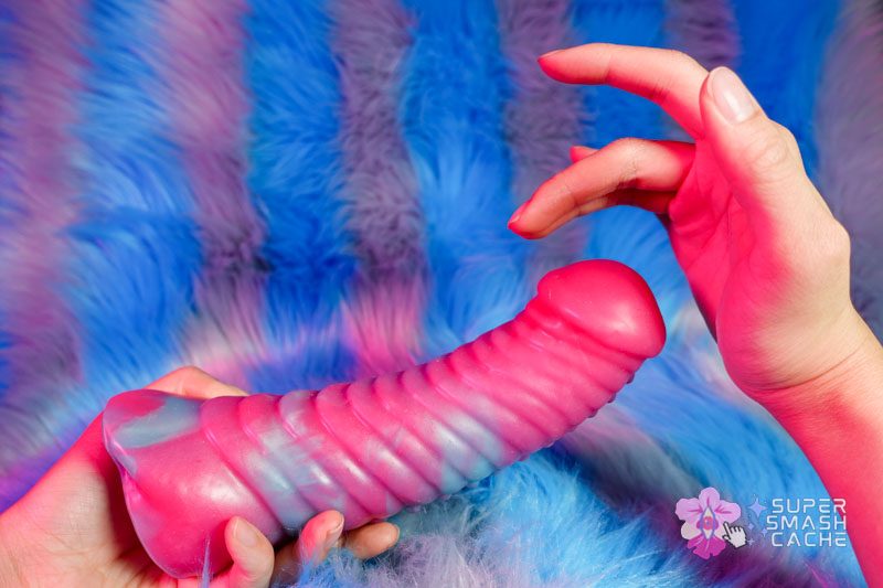 KinkyPop Toys Thexomite Dildo Review: thick, INTENSE textures! 3 KinkyPop Toys Thexomite Dildo Review: thick, INTENSE textures! 1