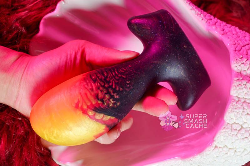 9 Silicone Pussy Plugs, Compared: G Squeeze, Sensi & MORE 19 Uberrime Festa large silicone pussy plug