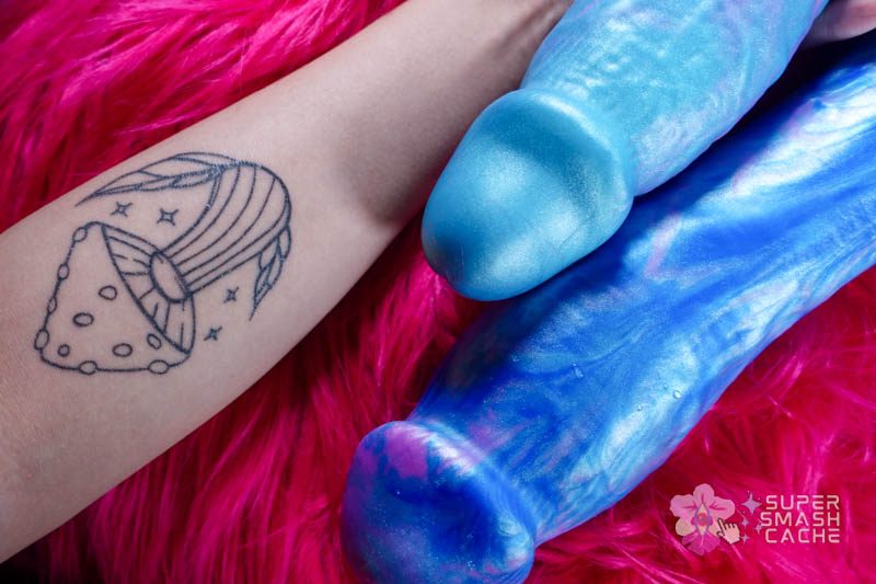 Dee's Big Daddies Diedrich & Duncan XXL Dildo Review 2 Dee's Big Daddy Diedrich and Duncan XXL huge silicone dildo head shapes