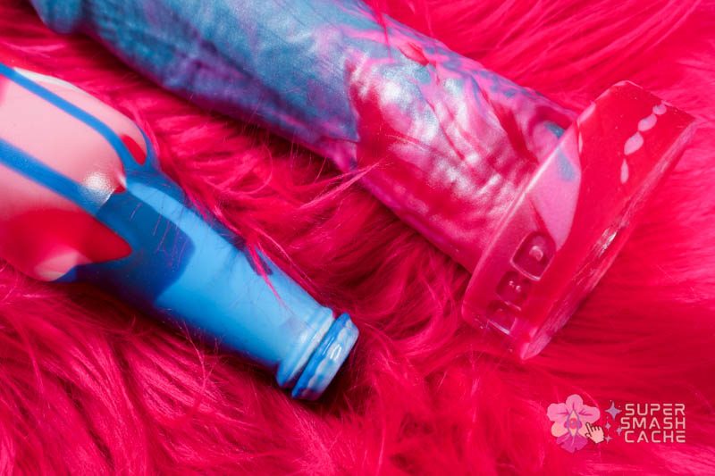 Dee's Big Daddies Diedrich & Duncan XXL Dildo Review 4 Dee's Big Daddy Diedrich huge silicone dildo base of shaft next to silicone beer bottle neck and top