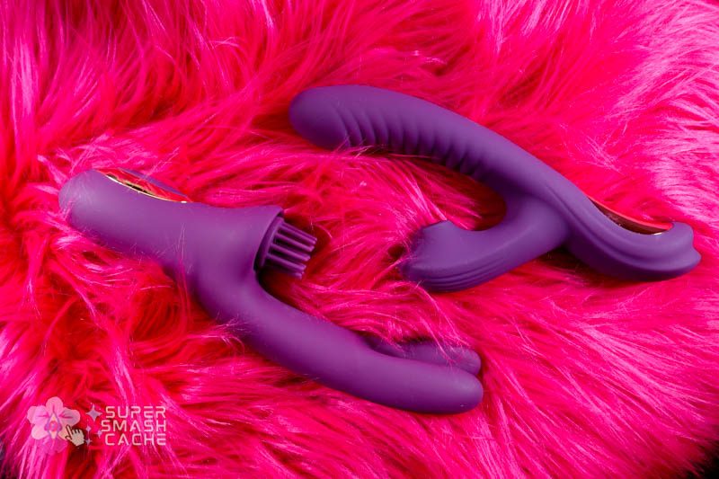 Elatia & Beta Curling "Finger" Rabbit Vibrator Review 1 Tracy's Dog Elatia and Beta "come hither" bending rabbit vibrators