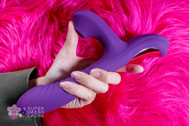 Elatia & Beta Curling "Finger" Rabbit Vibrator Review 6 Tracy's Dog Beta air pulse rabbit vibrator flexibility