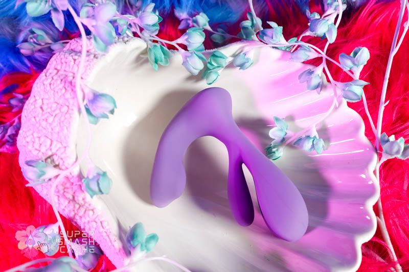 Tracy's Dog Swirlii gyrating rabbit vibrator side view