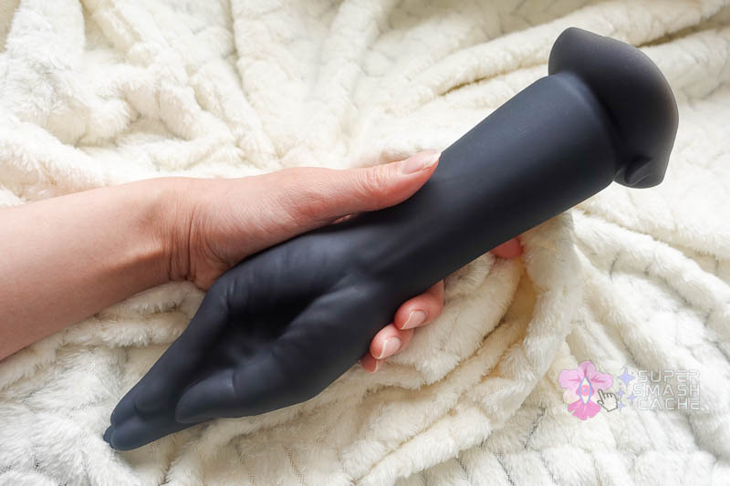 b-vibe silicone dildo for fisting preparation top view