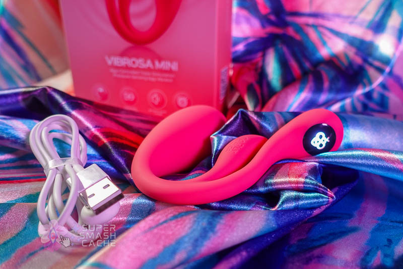 Review: Honey Play Box Vibrosa Mini vs. Lovense Lush 4 Bluetooth Egg Vibes 10 honey play box vibrosa mini LED glow on outer antenna "tail"